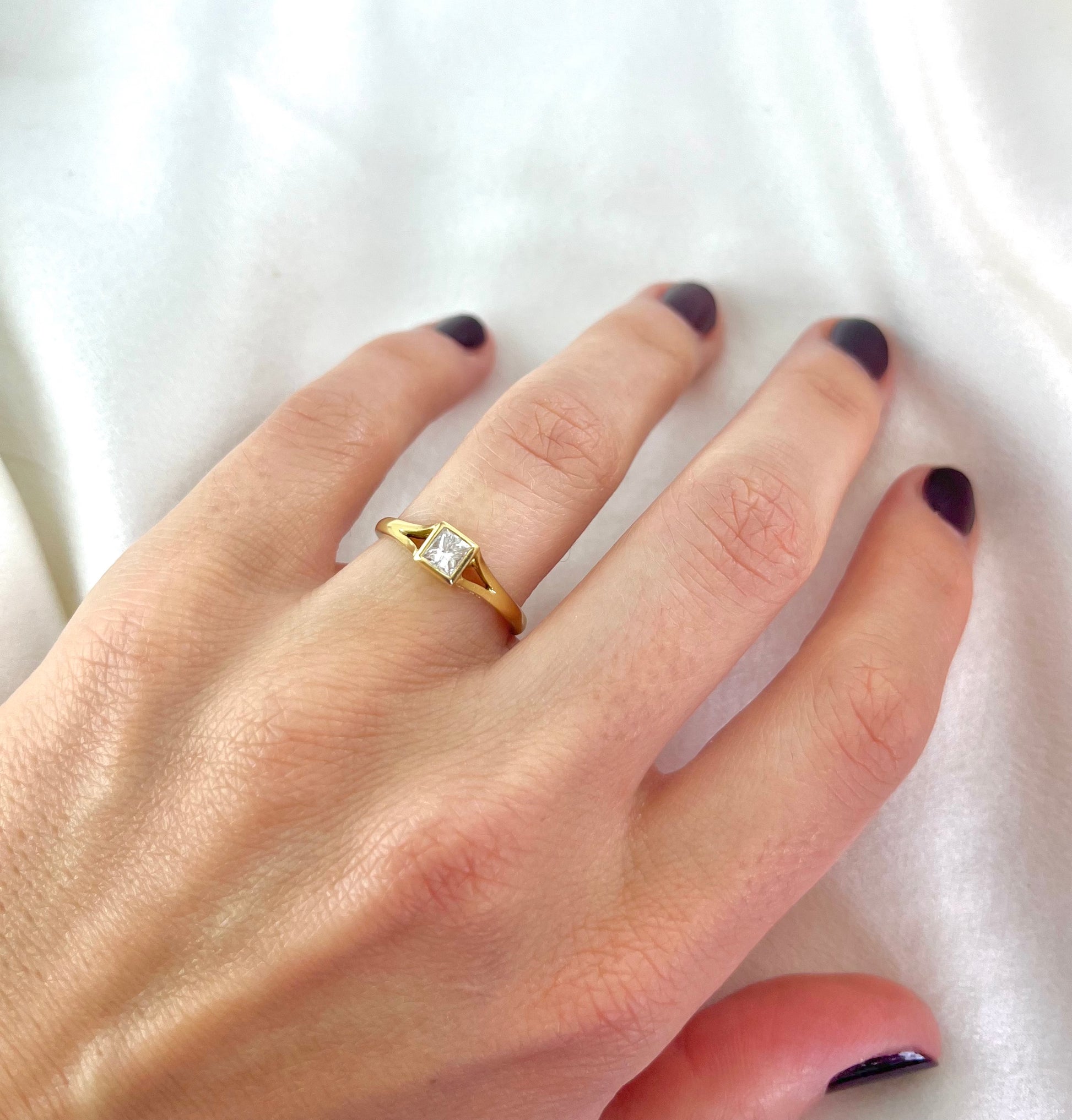 18ct Yellow Gold Princess Cut Diamond Ring Vintage, Size N