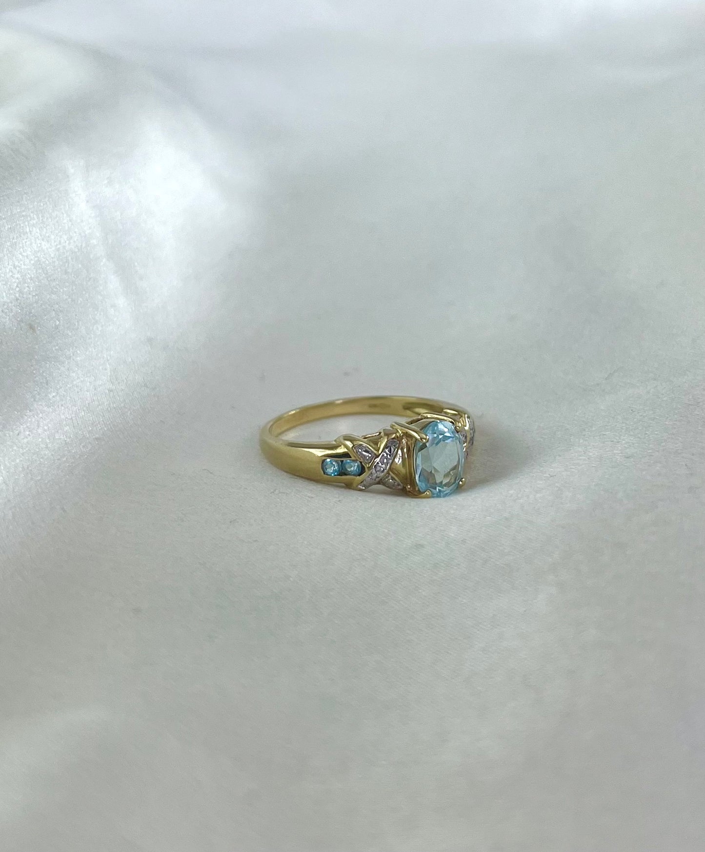 Vintage 9ct Gold Blue Topaz and Diamond Dress Ring, Size Q
