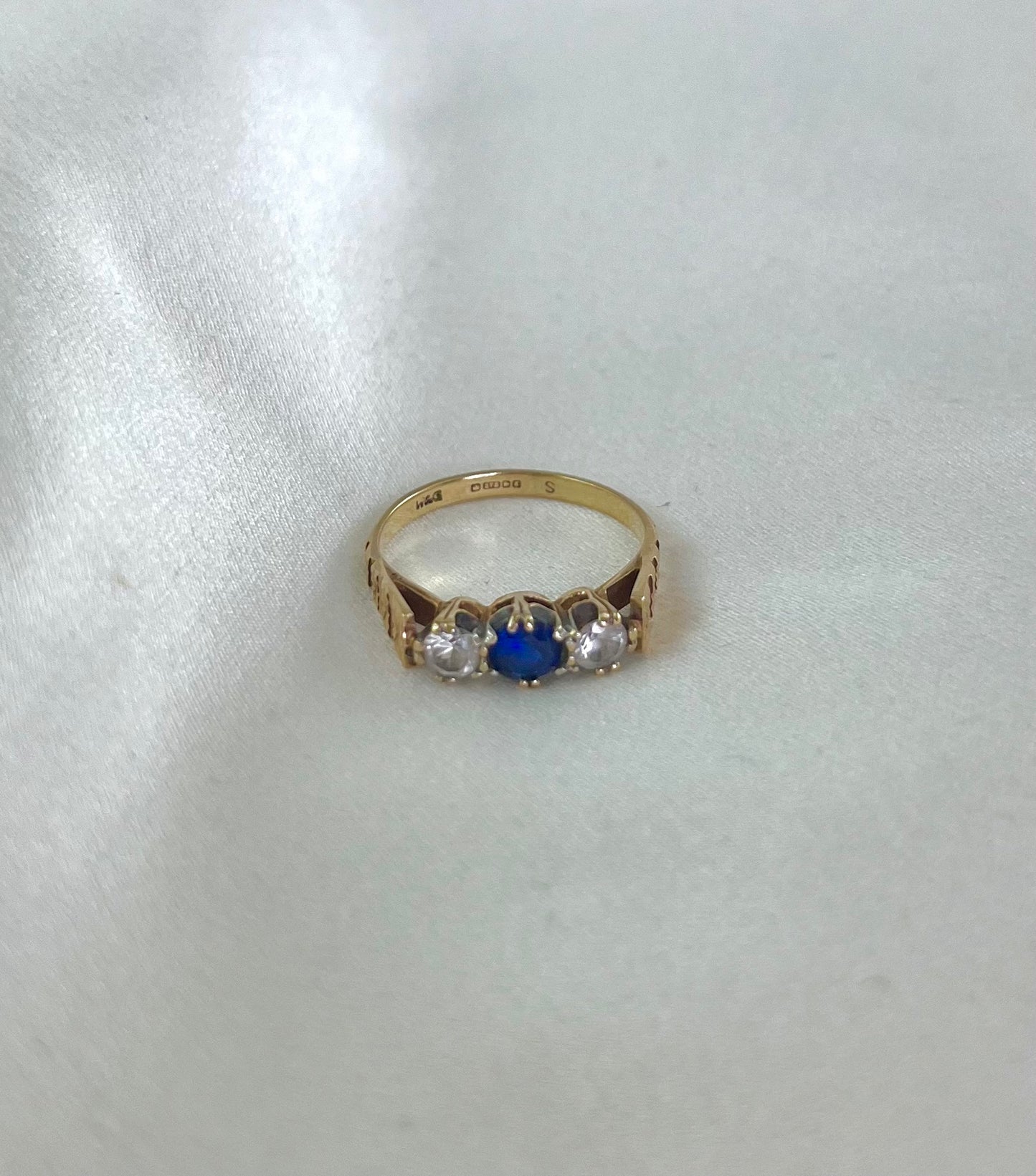 Vintage 9ct Gold Sapphire Paste 3 Stone Ring, Size M UK 1970s