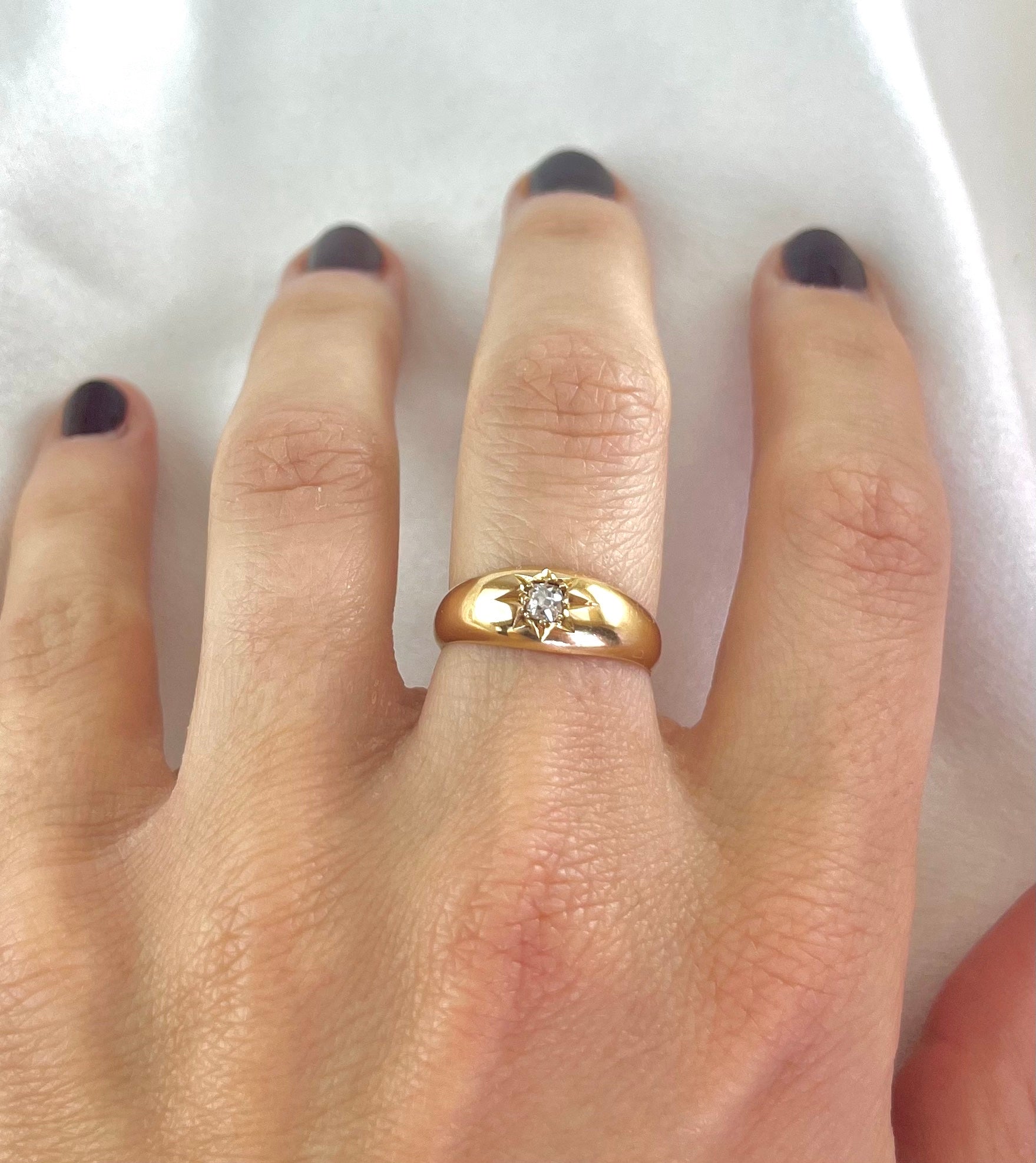 Antique Edwardian 18ct Gold Old Cut Diamond Gypsy Ring, 1913, Size N + 0.5. 18K