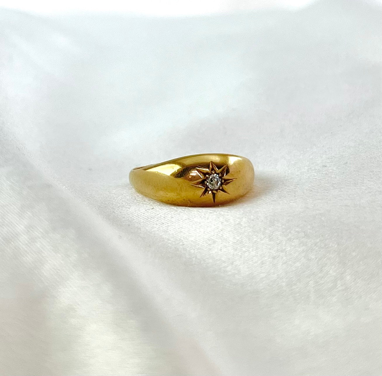 Antique Edwardian 18ct Yellow Gold Diamond Gypsy Ring, 1911 Size O + 0.5