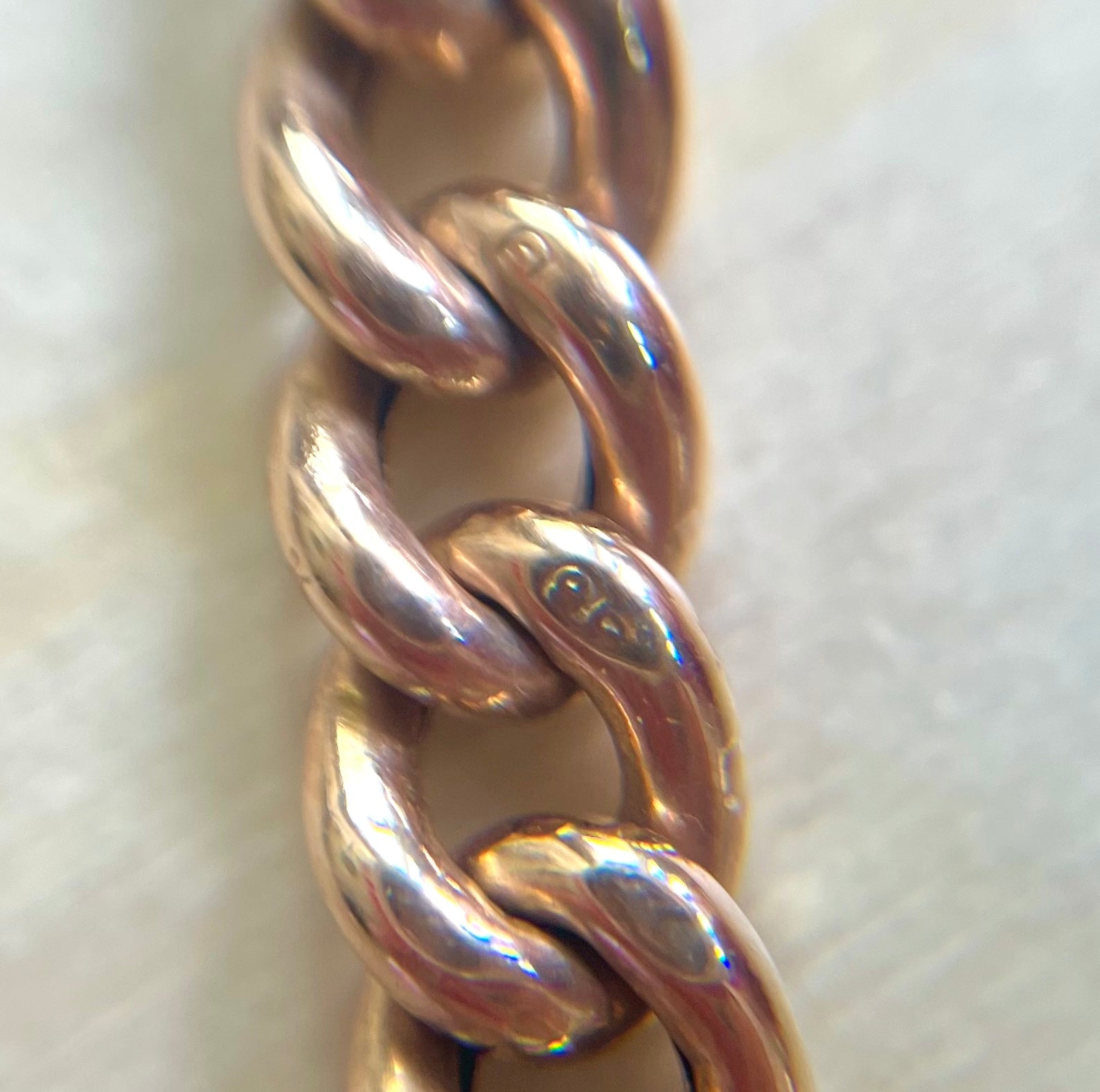 Antique 9ct Yellow Gold Curb Chain Bracelet with Heart Padlock