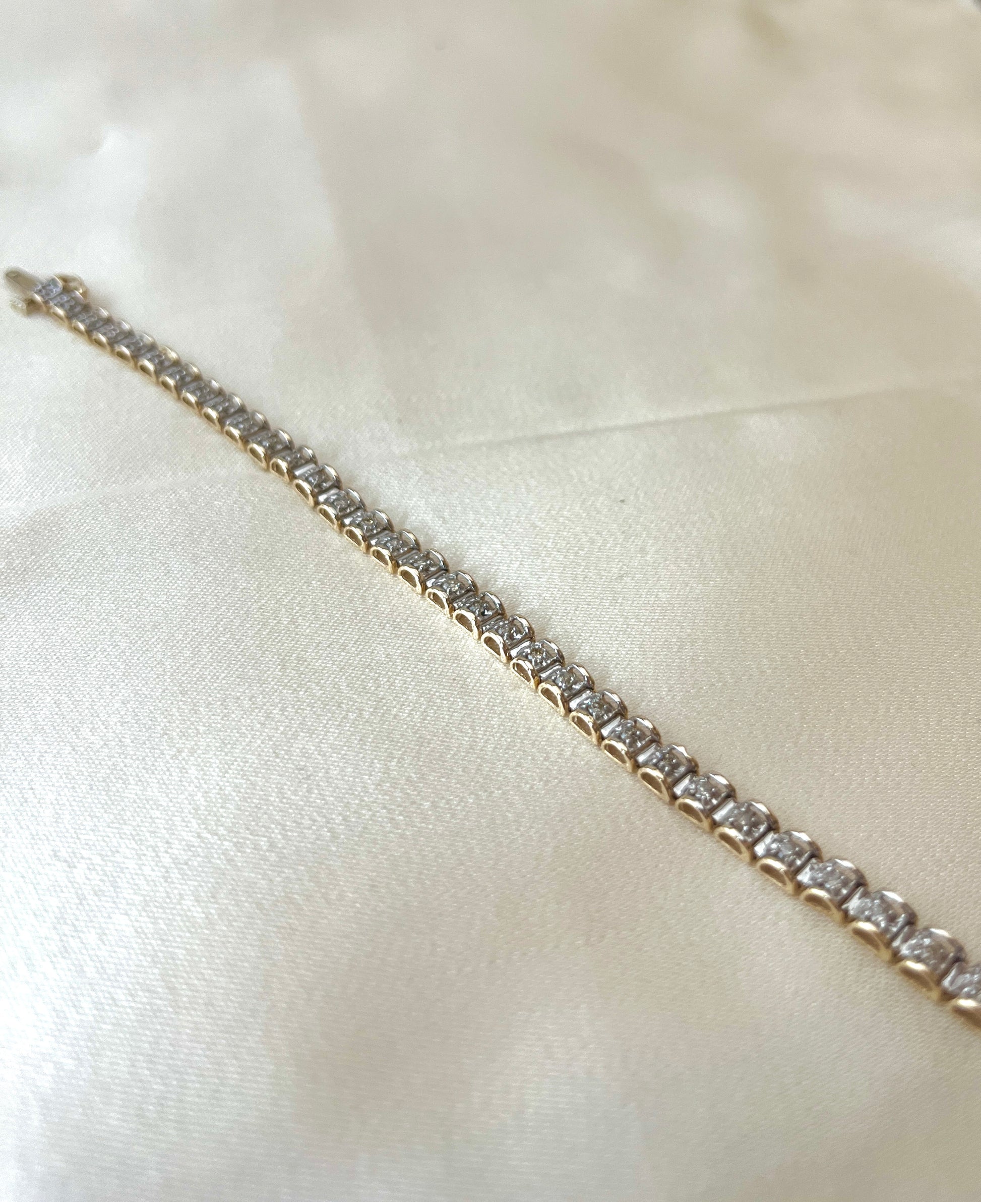 Vintage 9ct Gold and Diamond Tennis Bracelet, approx. diamond weight 1ct