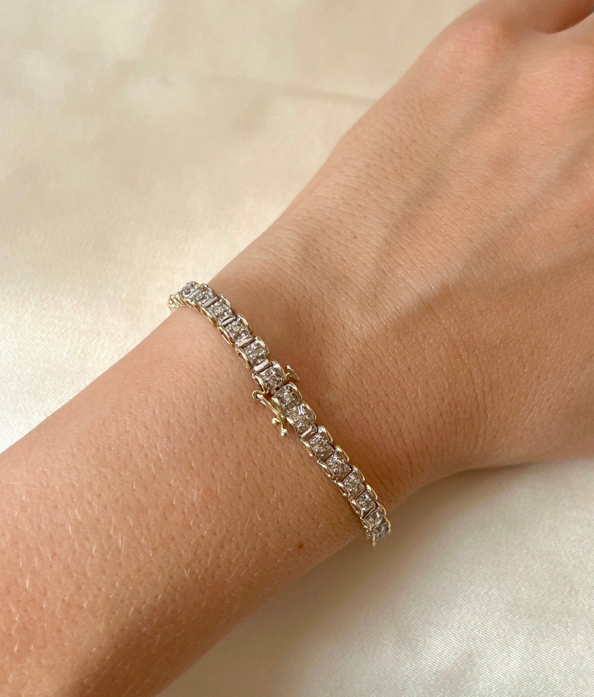 Vintage 9ct Gold and Diamond Tennis Bracelet, approx. diamond weight 1ct