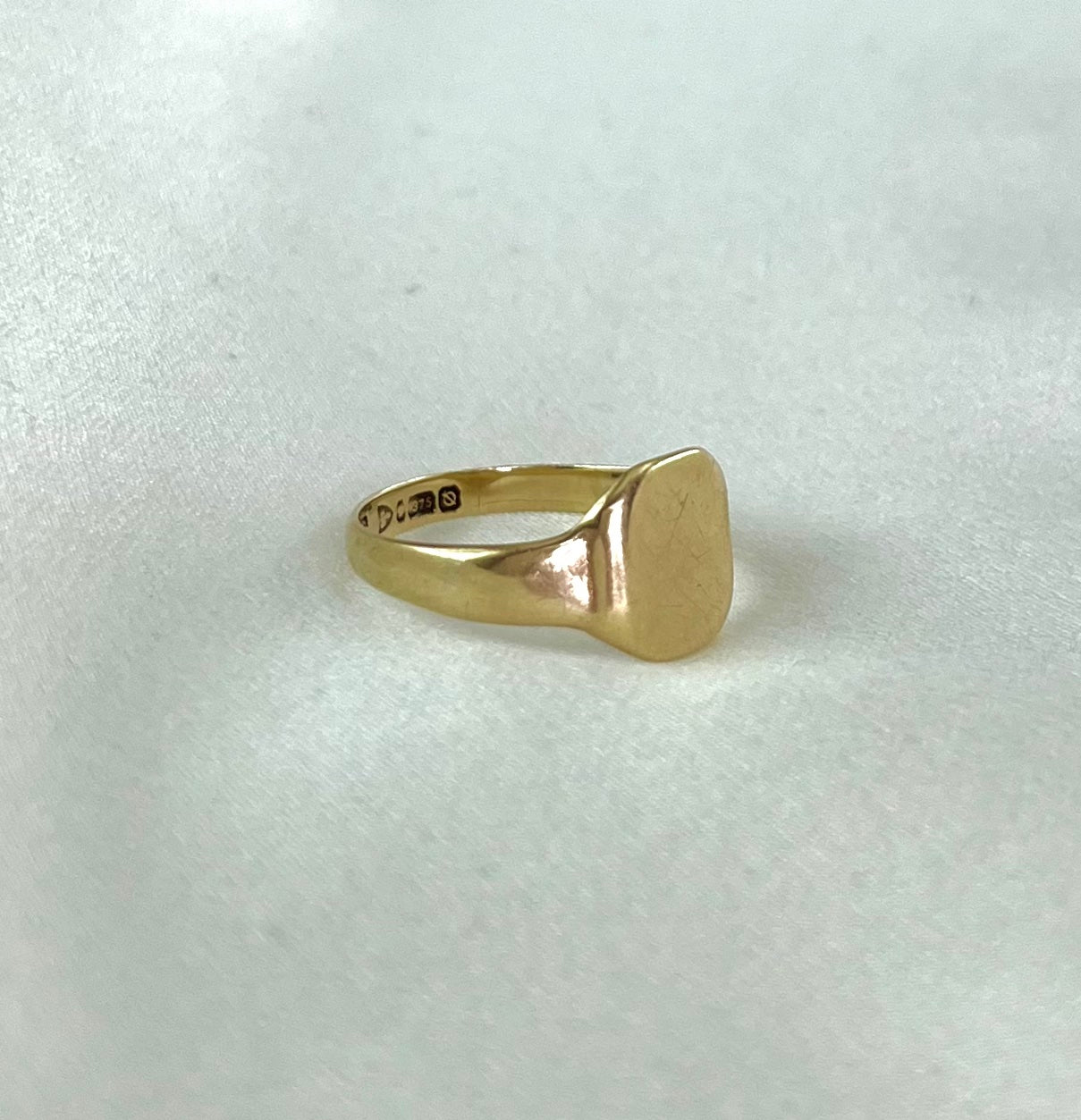 Vintage 1930s Solid 9ct Yellow Gold Signet Ring 1930s, Size L + 0.5