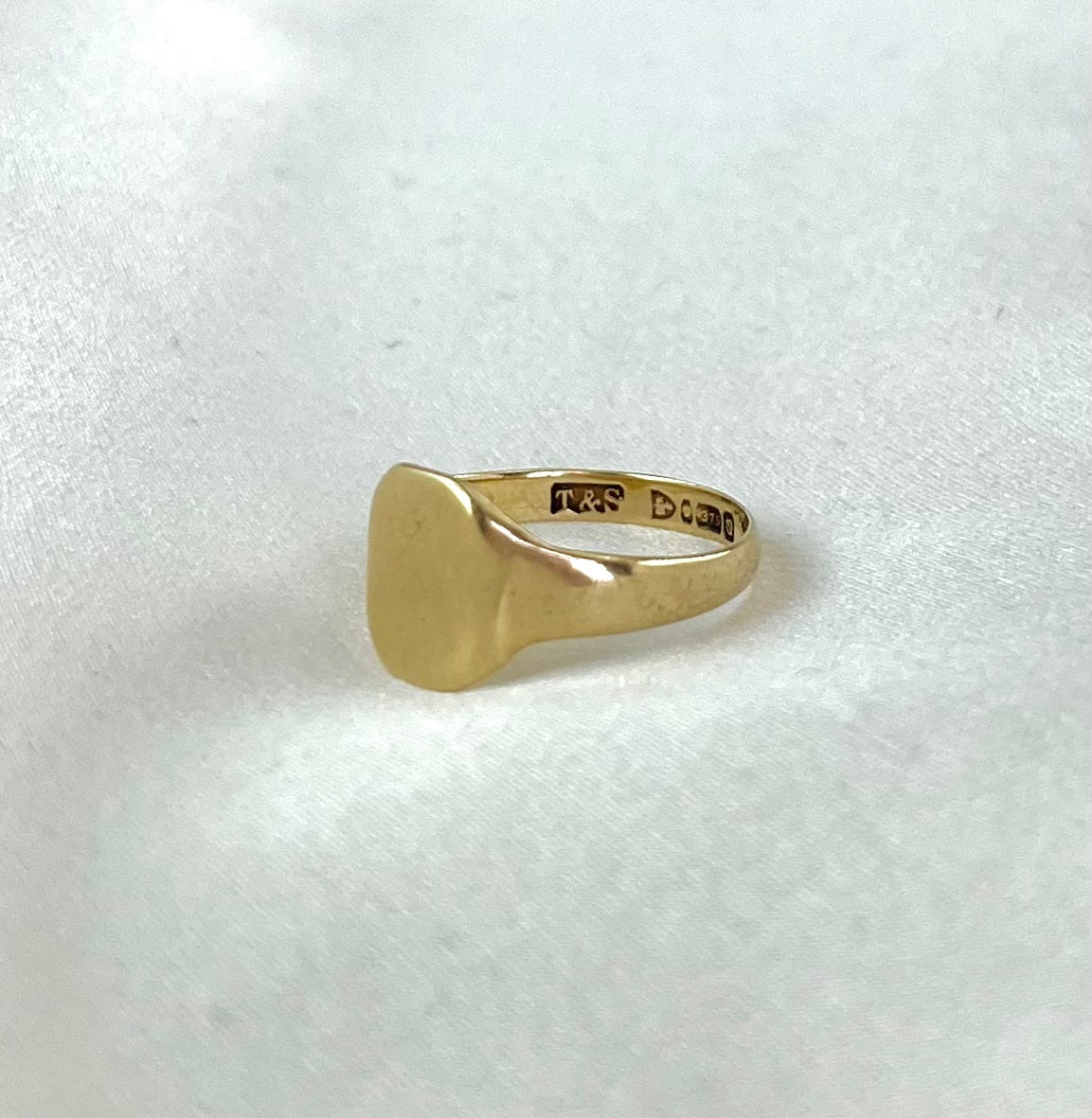 Vintage 1930s Solid 9ct Yellow Gold Signet Ring 1930s, Size L + 0.5