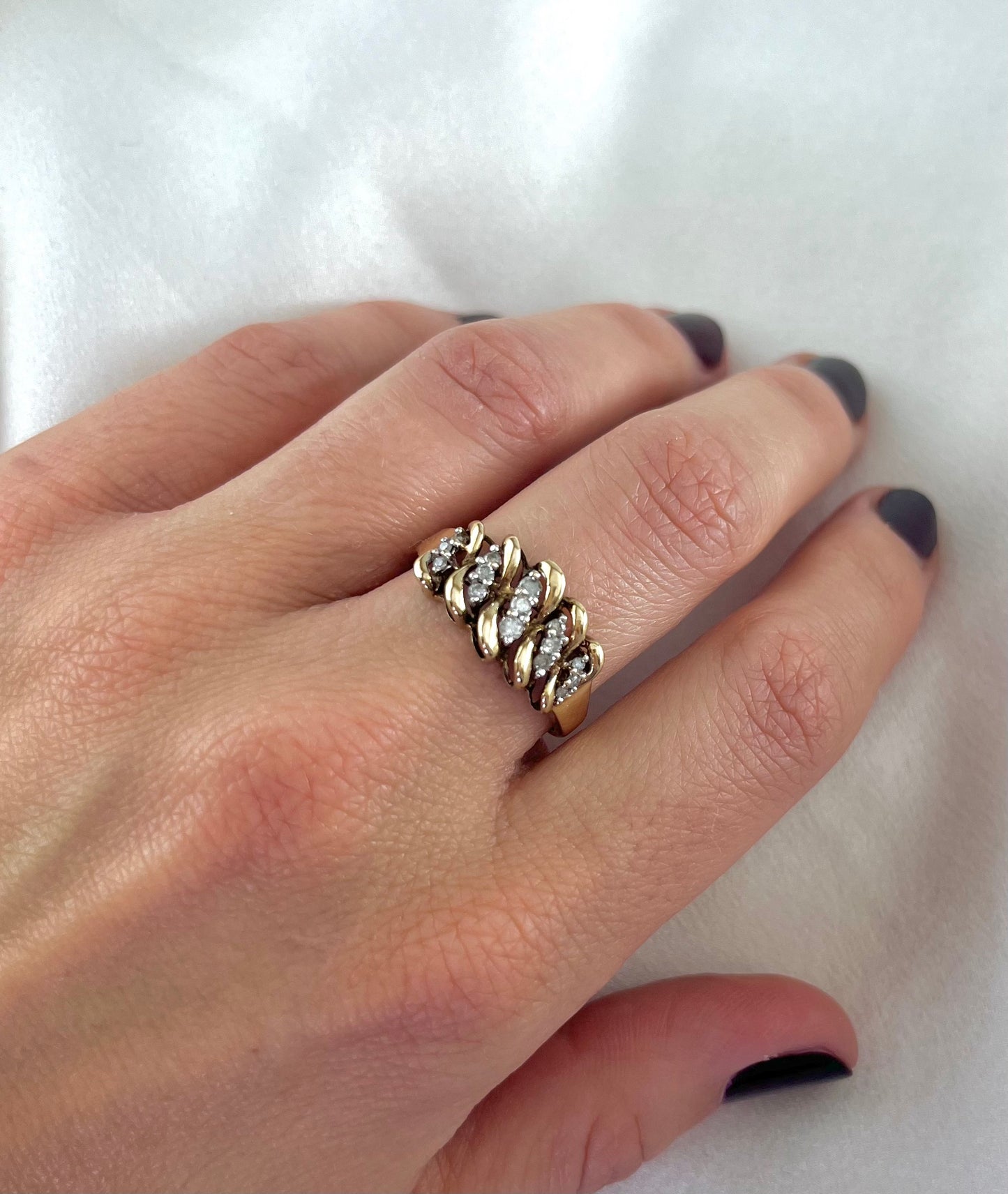 Vintage 9ct Gold Weave Design Diamond Ring, Size R