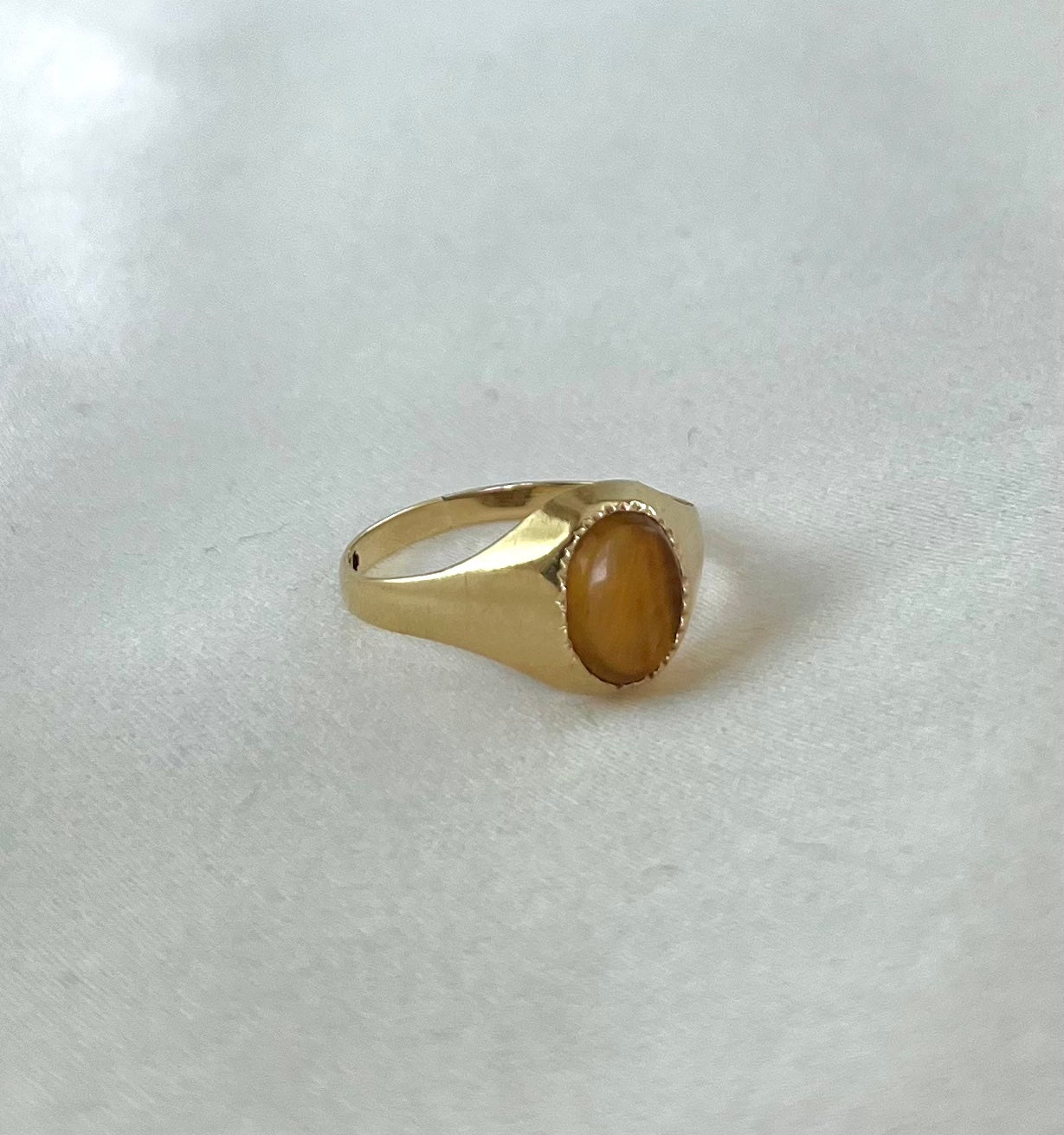 Vintage 9ct Yellow Gold Tigers Eye Ring, Size L UK 1970s