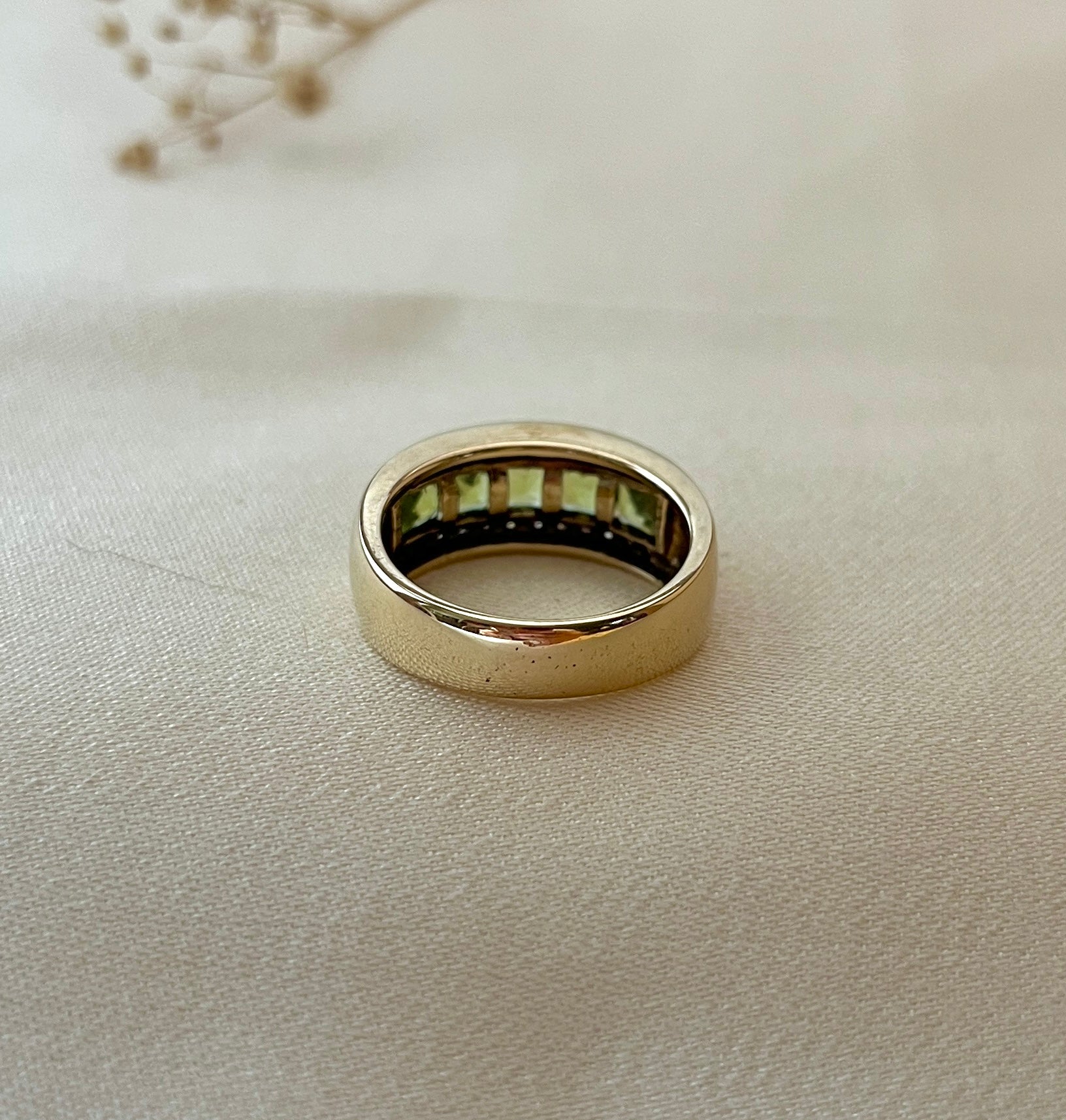 Vintage 9ct Gold Green Peridot and Diamond Ring, Size P UK Heavy Chunky Statement Ring