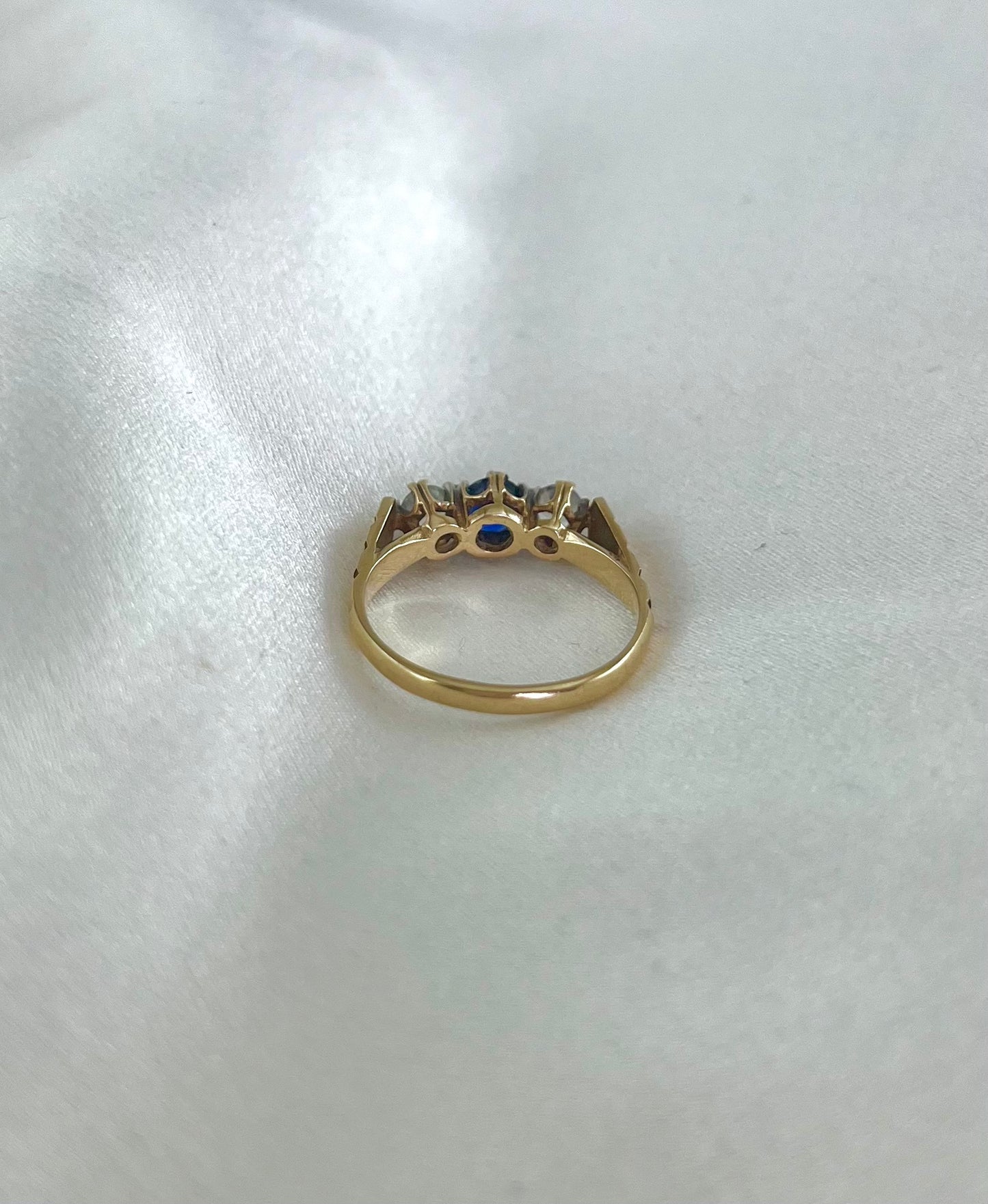 Vintage 9ct Gold Sapphire Paste 3 Stone Ring, Size M UK 1970s