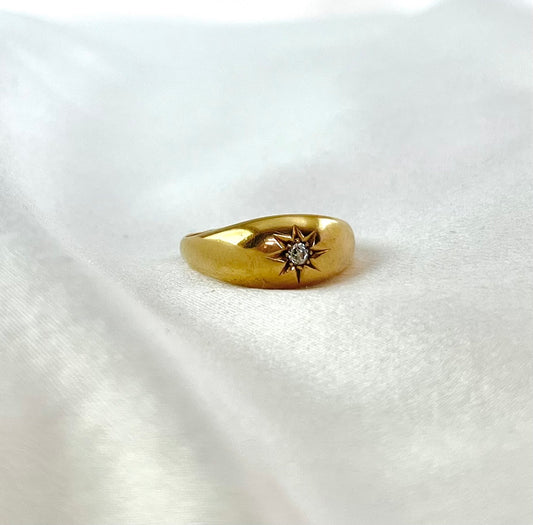 Antique Edwardian 18ct Yellow Gold Diamond Gypsy Ring, 1911 Size O + 0.5
