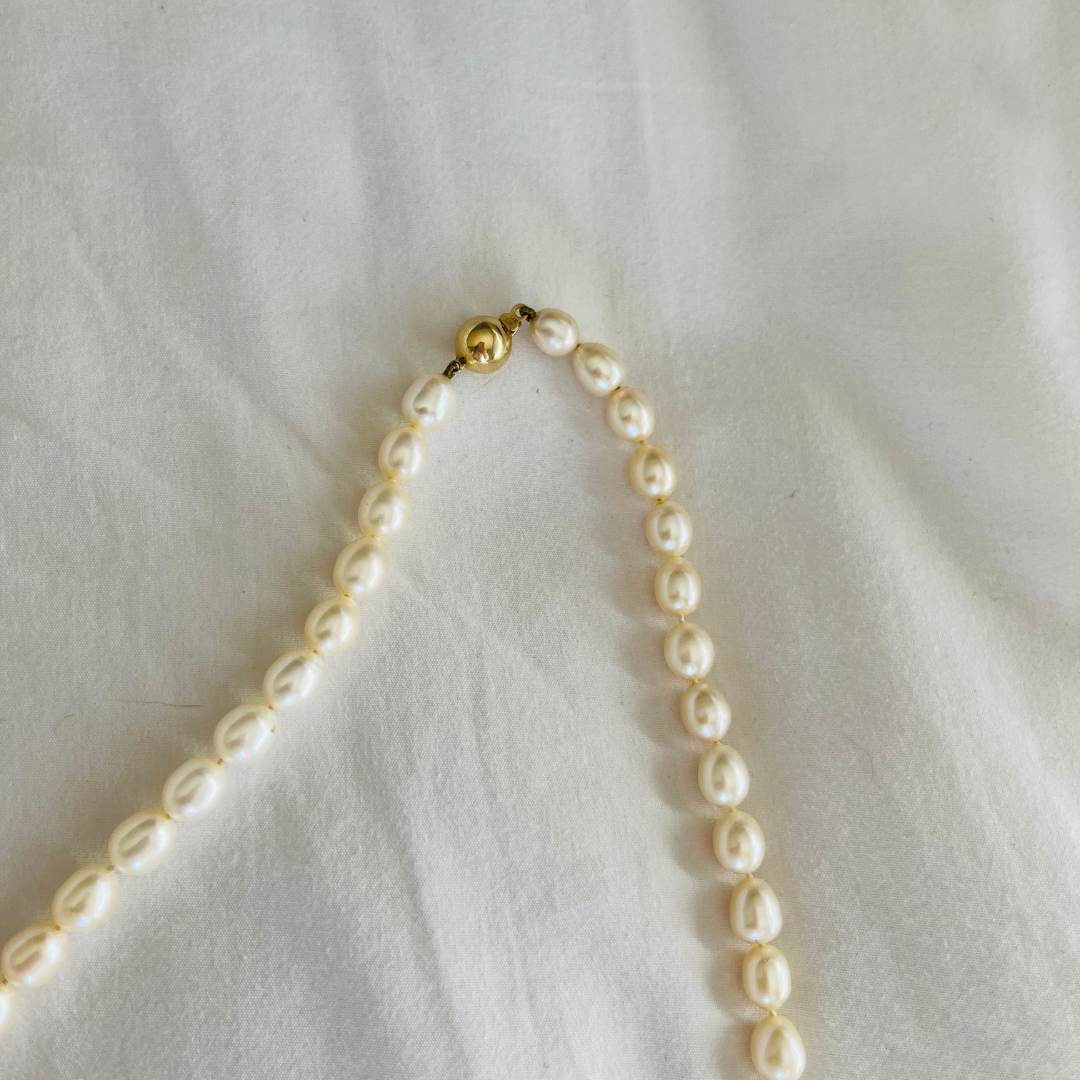 Freshwater Pearl Necklace With 14CT Gold Ball Clasp Vintage