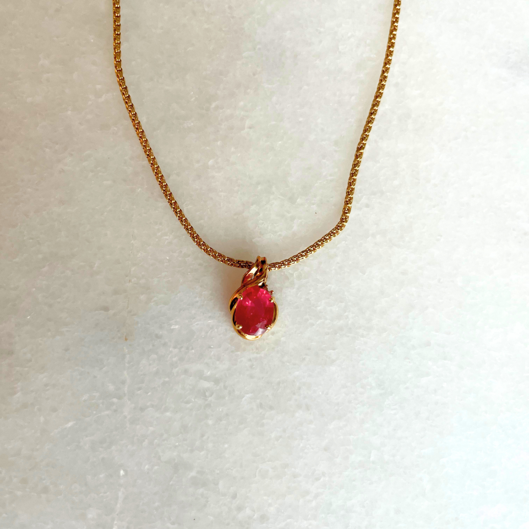 Vintage 18ct Gold Diamond and Flux Filled Ruby Pendant