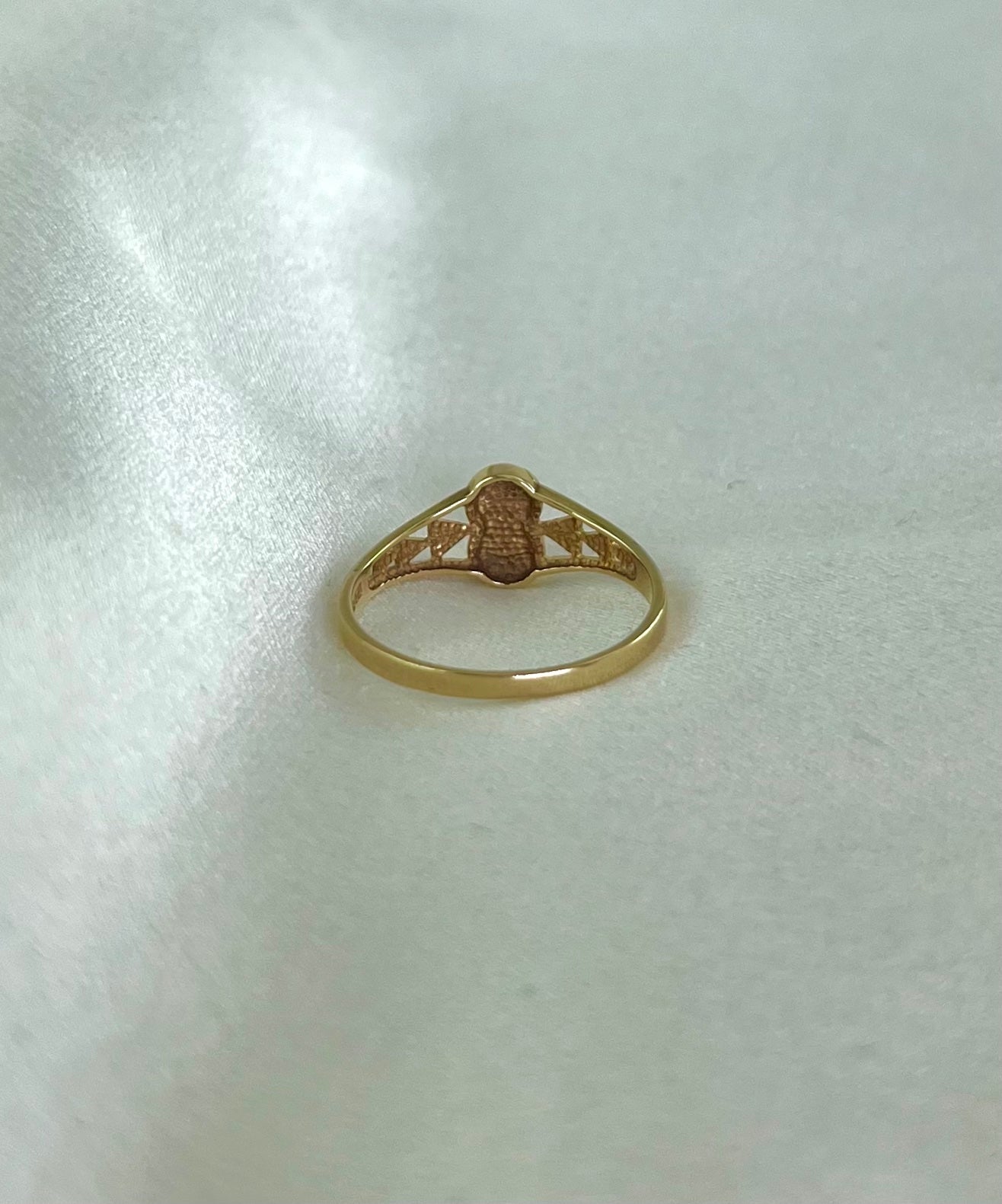 Vintage 9ct Gold Ring, Rare Design Size N + 0.5 1980s